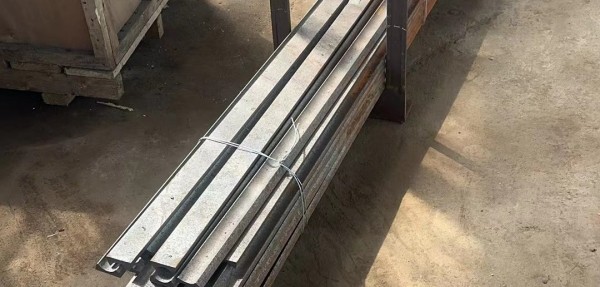 管子Φ63.5×4 ，材質(zhì)12Cr1MoVG，用于低溫再熱器