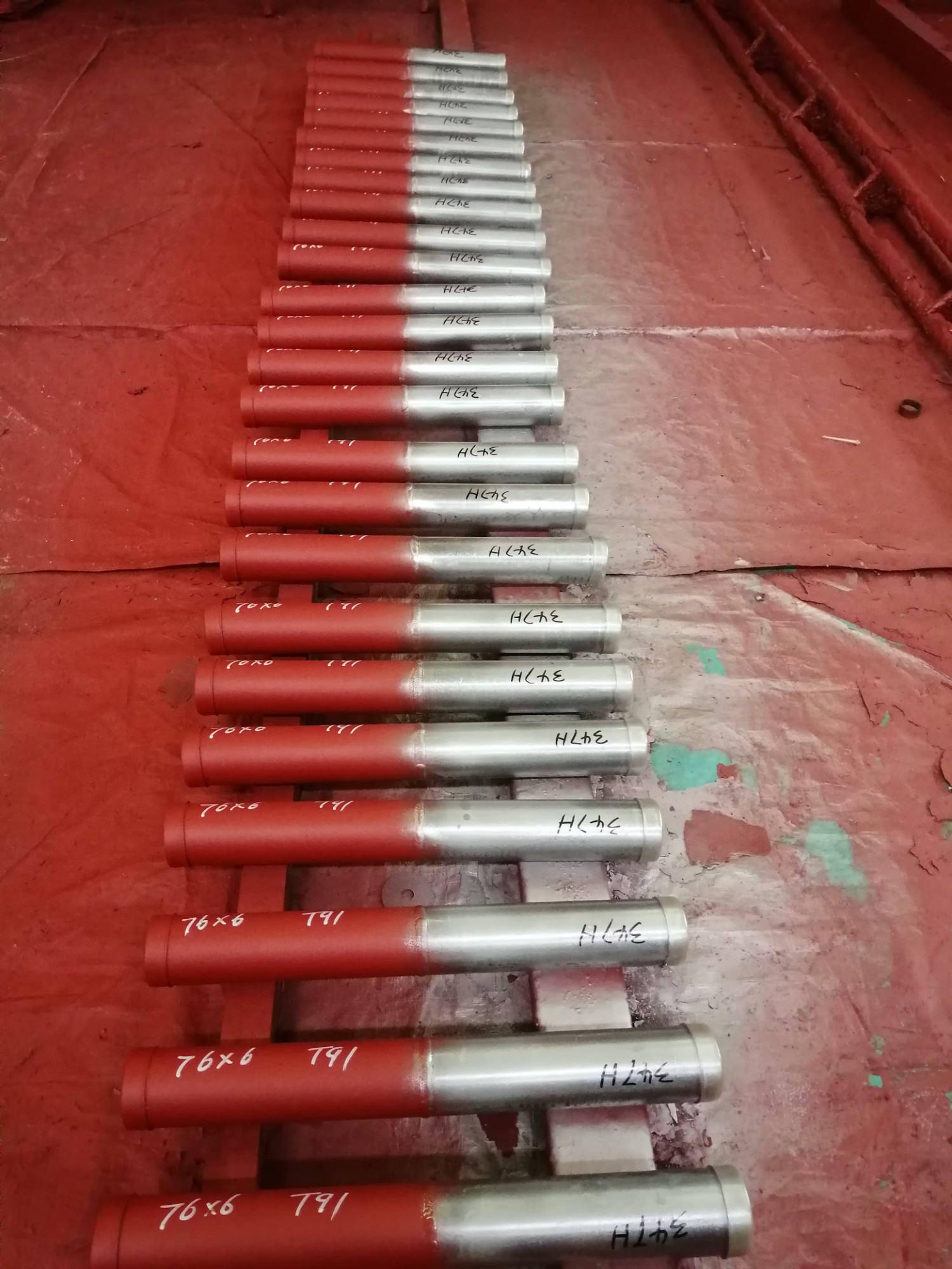 異種鋼接頭|規(guī)格：ф76×6，長(zhǎng)度600mm，材質(zhì)：SA-213TP347HFG/SA-213T91,兩種材質(zhì)各300mm